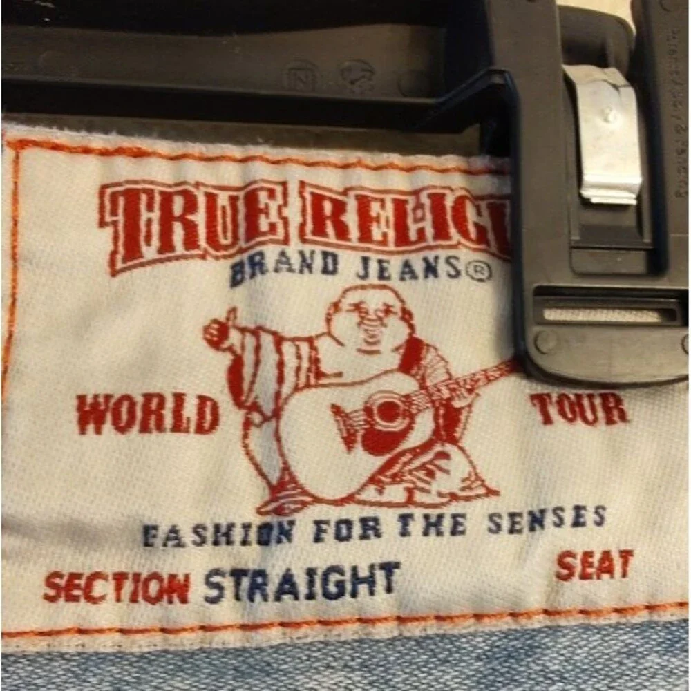 Rare Men's True Religion Huge Red Patch TR Ripped Look Jeans Size 29 RN # 112790